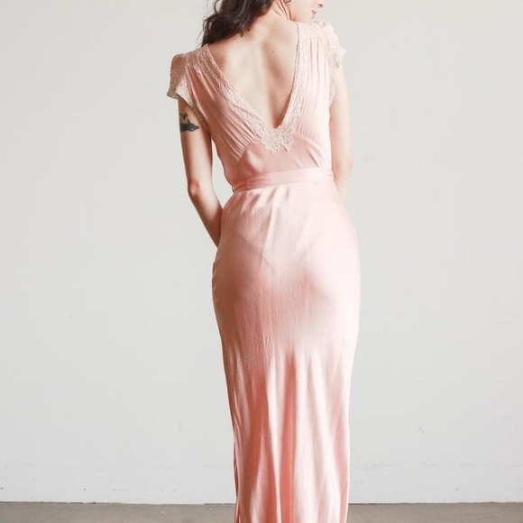 1930s Ballet Pink Silk Charmeuse Bias Cut Cap Sleeve Dress Vintage Antique Lace - Picture 4 of 7